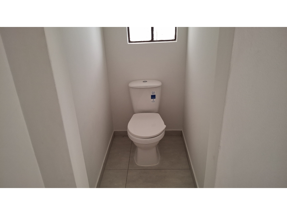SE VENDE CASA DE 135 M2 EN EL BARRIO LOS SAUCES (PUENTE ARANDA - BTA) - 4