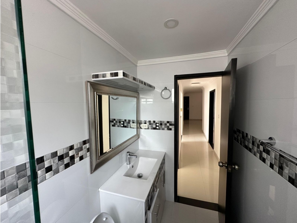 Apartamento En Bocagrande Edificio Mediterrane