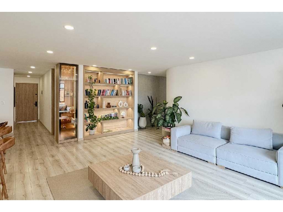 Apartamento en venta en Caracolí, Parque Heredia