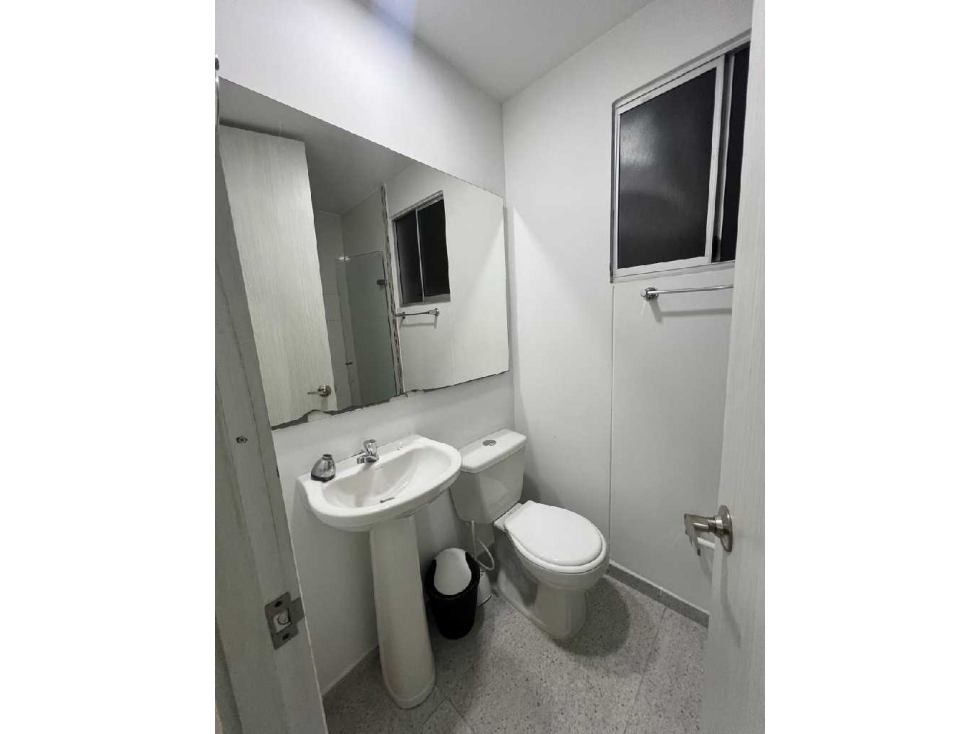 Apartamento en venta Conjunto Residencial Malibú 2 - Parque Heredia — foto 2