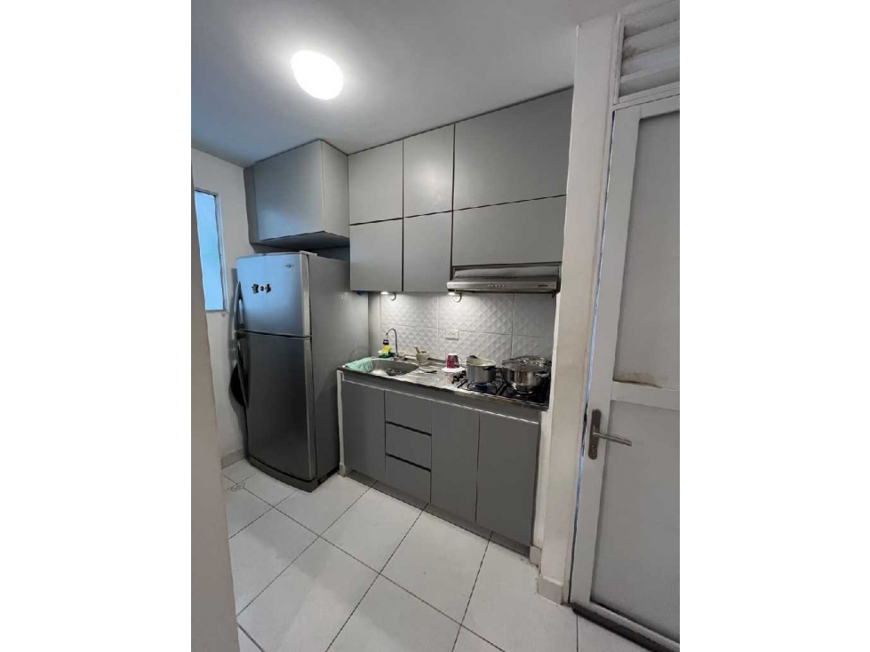 Apartamento en venta en Caracolí, Parque Heredia — foto 4