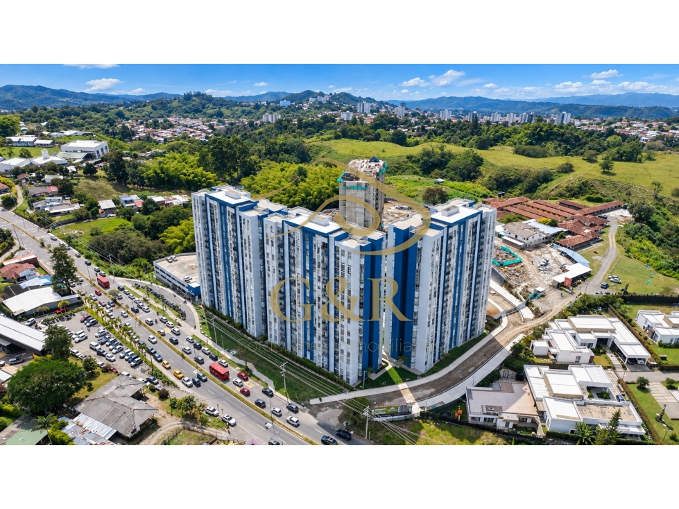 Apartamento en Venta de 55 m² / Norte Av. Centenario / 3 Hab