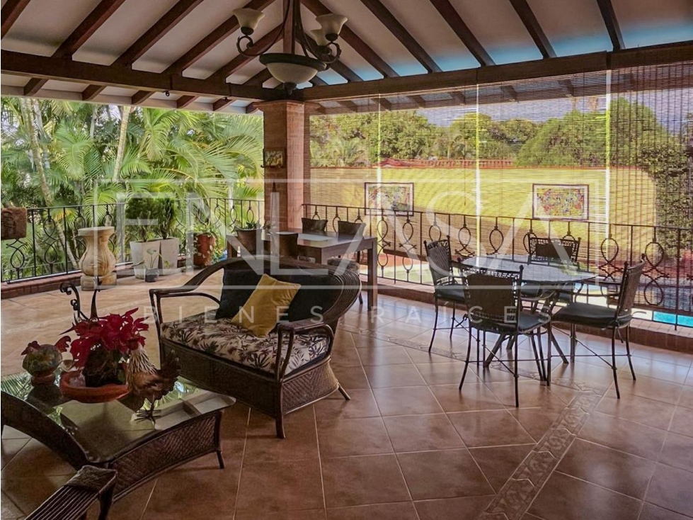 Casa Externa en Venta Ciudad Jardín — foto 2