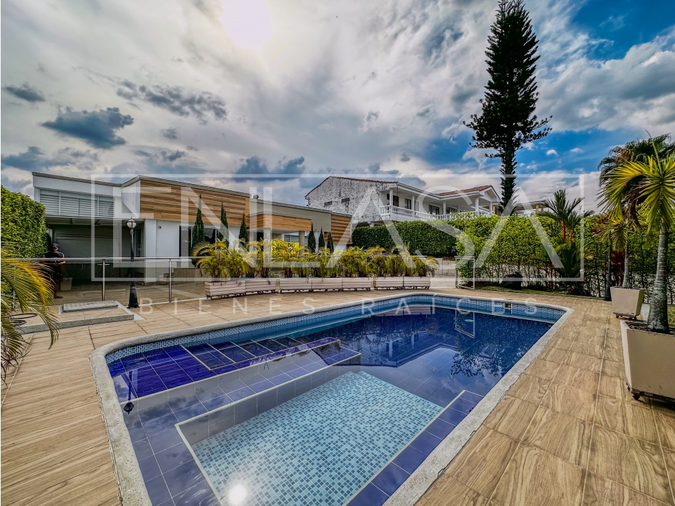 Casa en Arriendo Ciudad Jardín Zona Sur de Cali