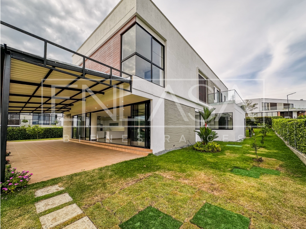 Casa en Venta Barrio Pance Zona Sur de Cali — foto 2