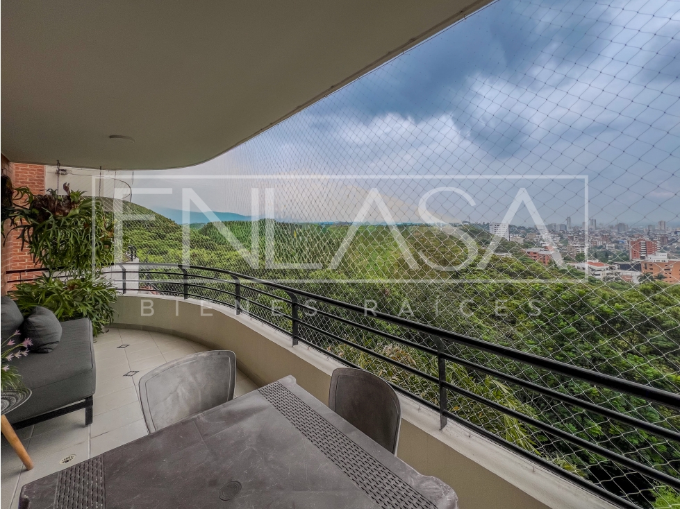 Apartamento en Alquiler Cristales