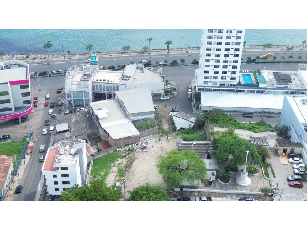 Terreno en venta en zona centro de Manta - 1