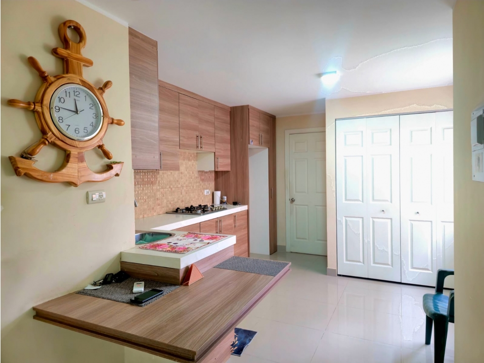 Vendo Casa dentro de urbanización Manta — foto 2