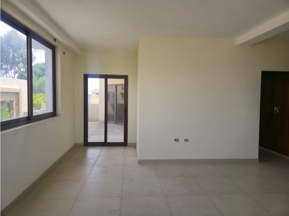 Vendo propiedad comercial en zona privilegiada sector Manta 2000 — foto 4