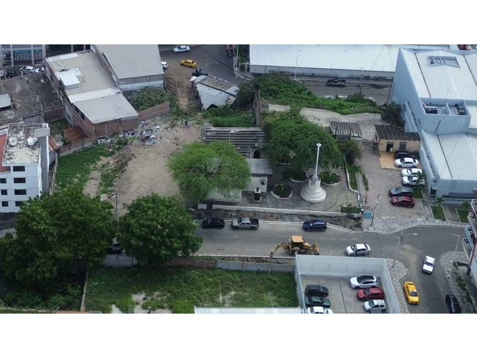 Terreno en venta en zona centro de Manta - 3