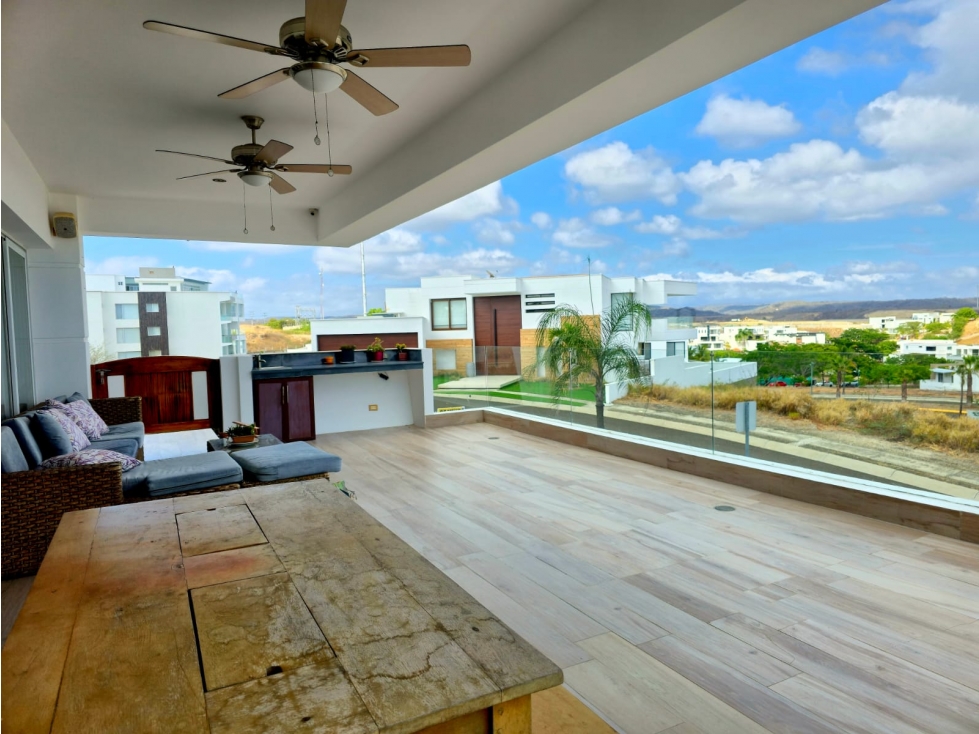 Se vende Casa premium Ciudad del mar con vista al océano — foto 4