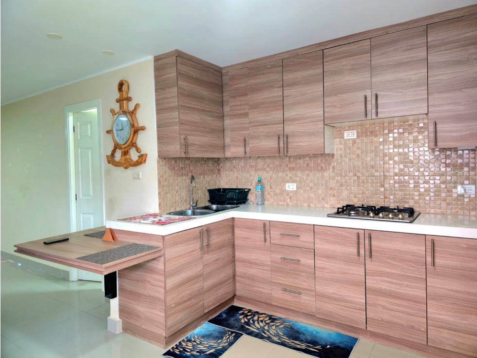Vendo Casa dentro de urbanización Manta — foto 4