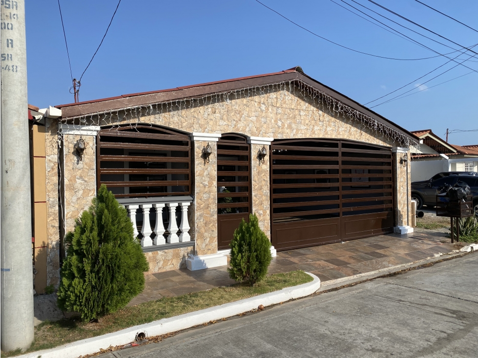 CASA EN HACIENDA SANTA FE - TOCUMEN EN ALQUILER - 2