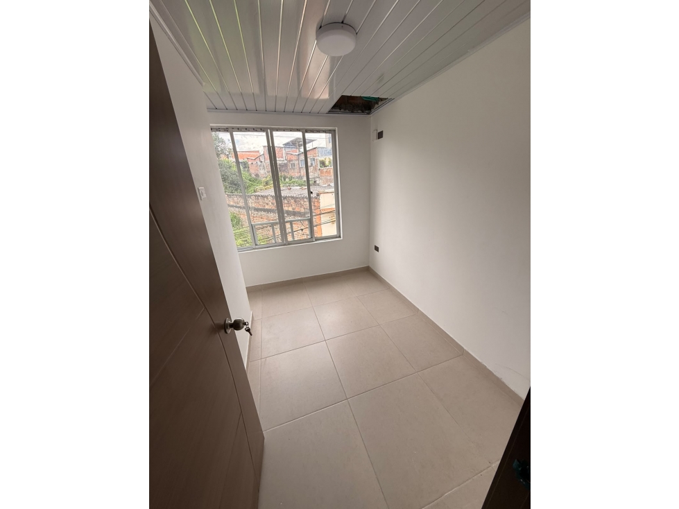Casa de 2 pisos en venta barrio Paipa Santa Rosa de cabal — foto 5