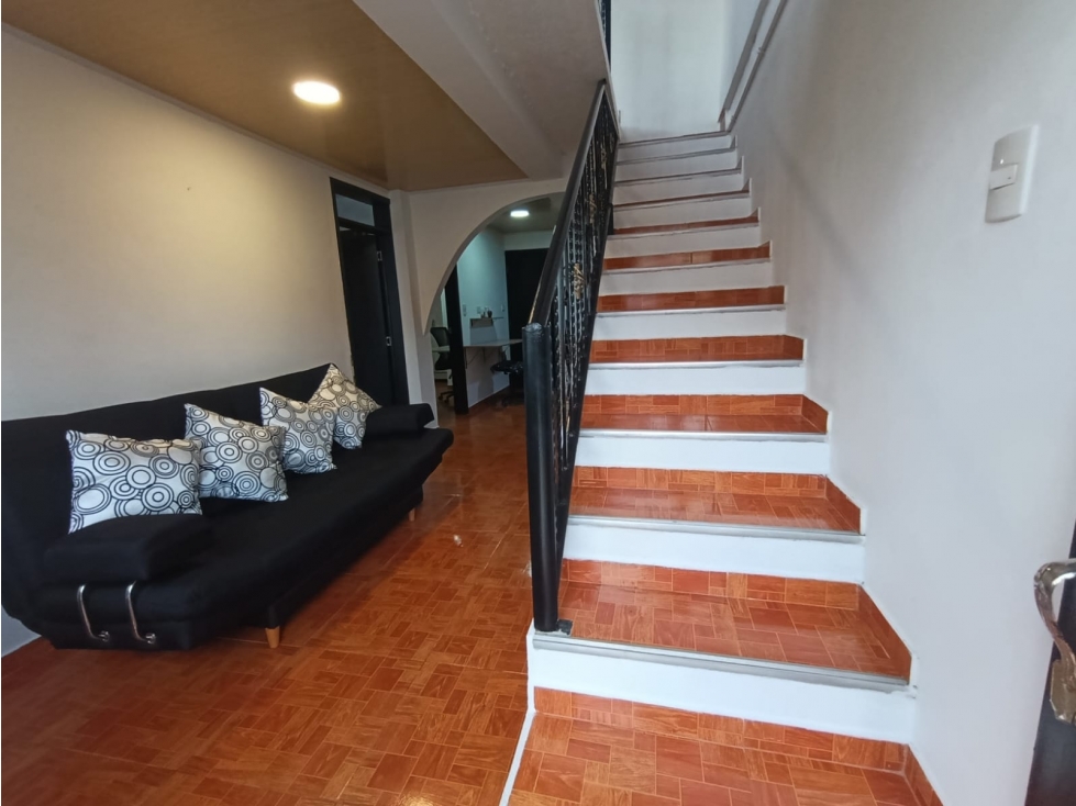 Casa con apartaestudio en venta barrio la Flora — foto 6