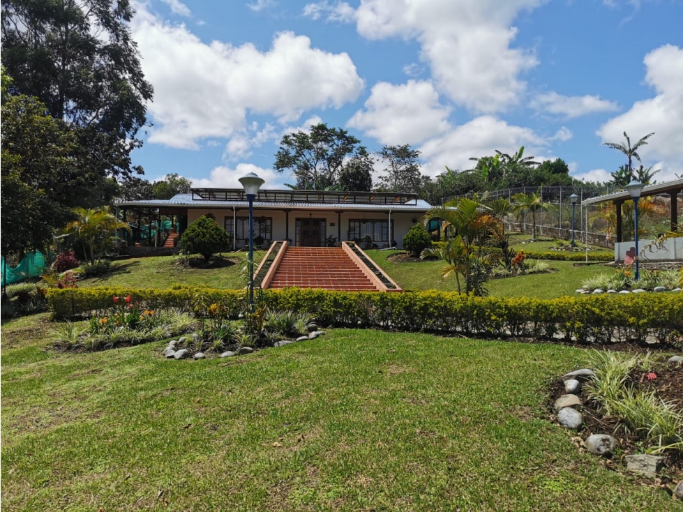 CASA CAMPESTRE EN VENTA VEREDA FLORENCIA - 4
