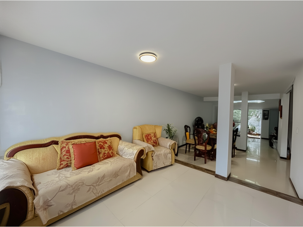 Casa en venta Ciudad Jardín - habitación en primer piso — foto 4