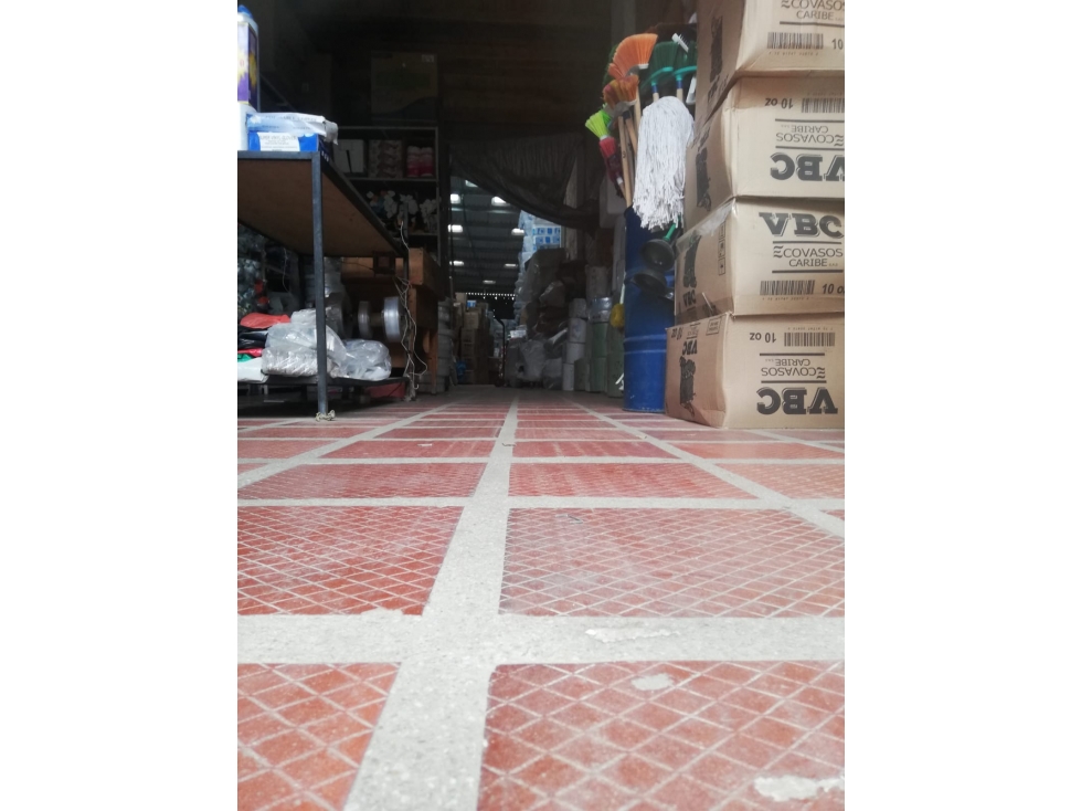 VENTA DE BODEGA CON GRAN POTENCIAL PARA NEGOCIO - 3