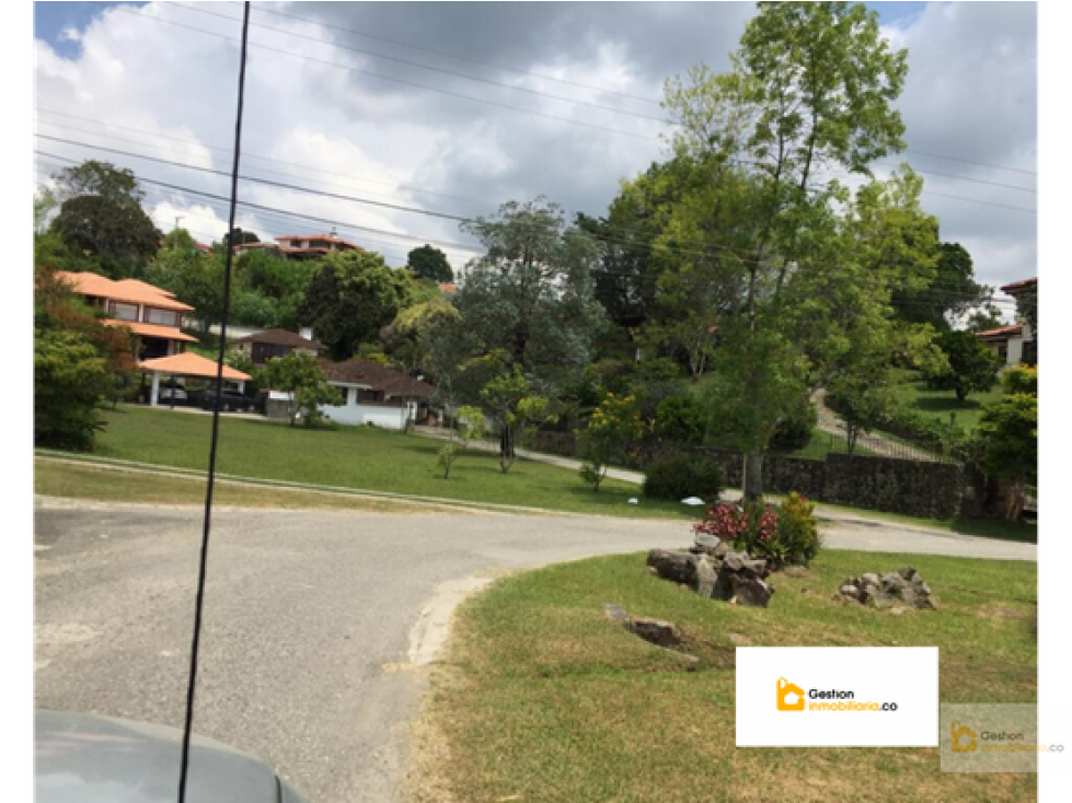 VENTA CASA HERMOSA EN CONDOMINIO CERRITOS DE LA PAZ EXCLUSIVO — foto 4