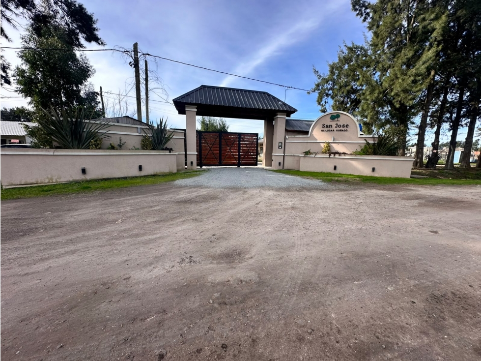 Casa venta con pileta La Plata - 1