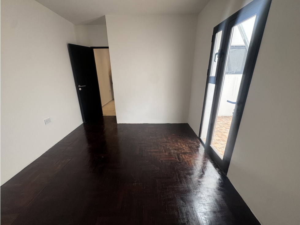 PH EN VENTA 1 DORMITORIO RECICLADO, PATIO - 4