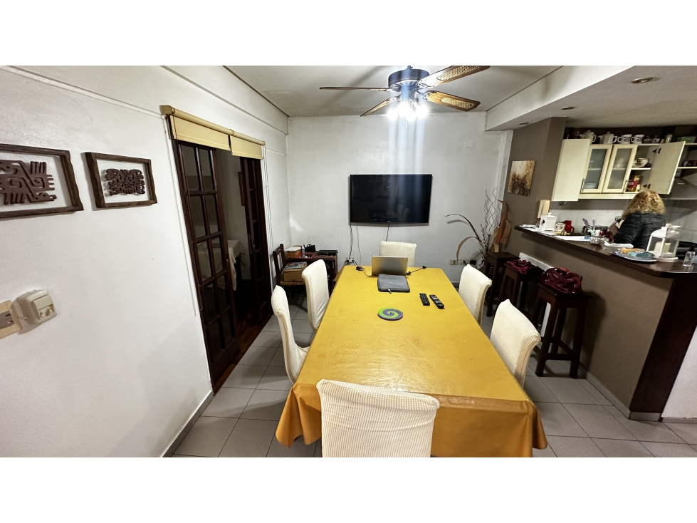 DEPARTAMENTO EN VENTA 4 DORMITORIOS, LA PLATA CON BALCON