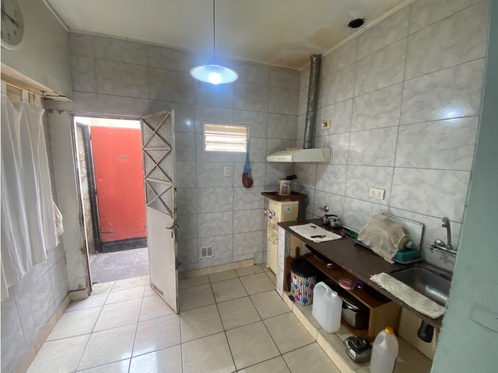 casa en venta en La Plata, apto banco - 6