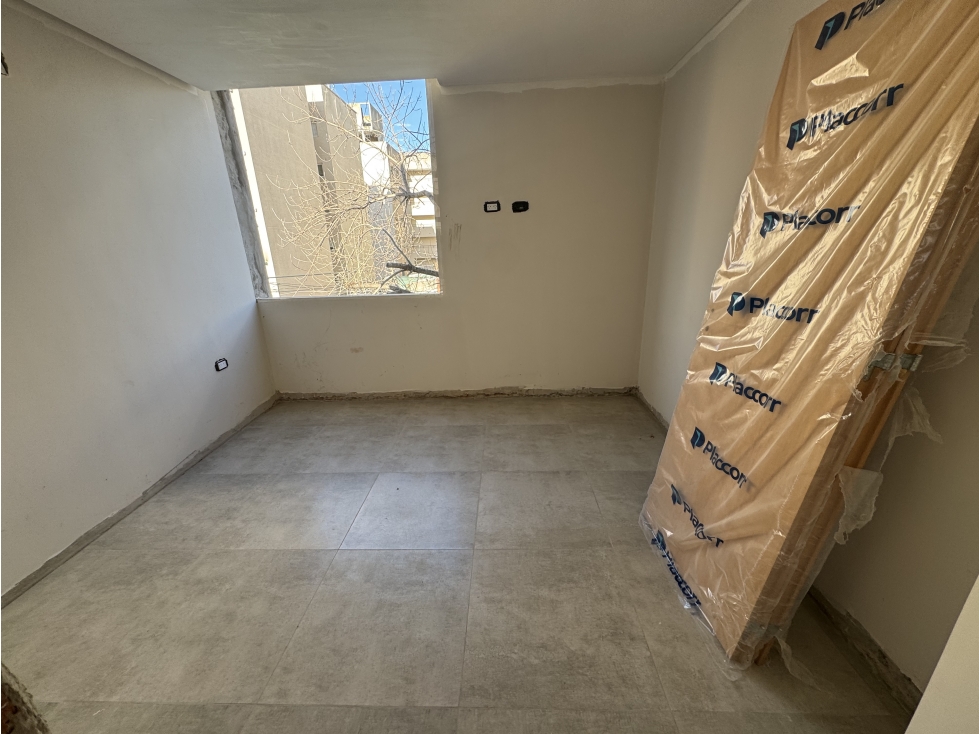 DEPARTAMENTO EN VENTA 1 DORMITORIO LA PLATA - 2