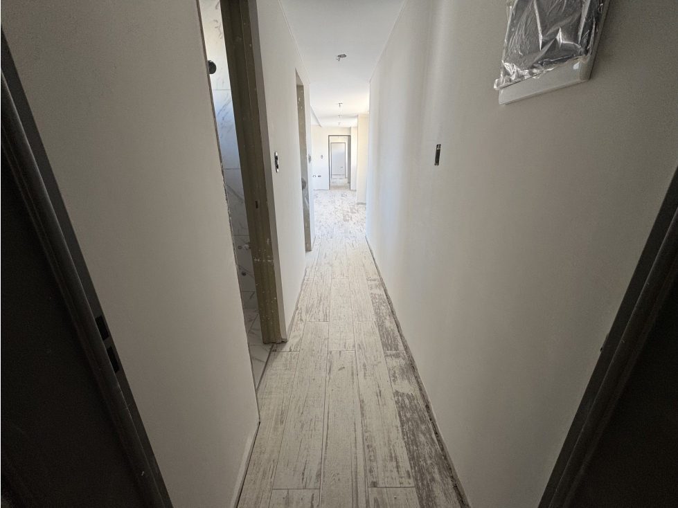 Departamento en venta 2 dormitorios con balcón - 2