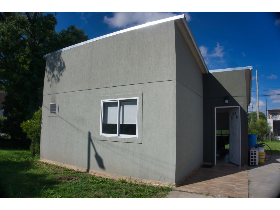 Casa de 1 Dormitorio en venta, Barrio semi-cerrado, los hornos - 2