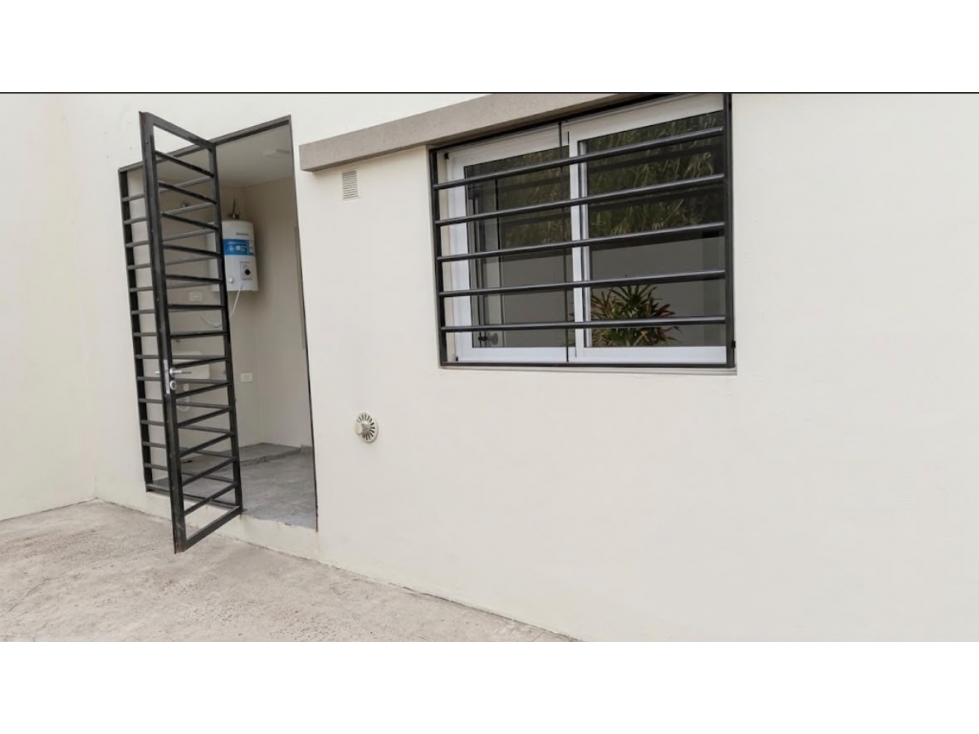 Departamento en venta con cochera y patio — foto 3