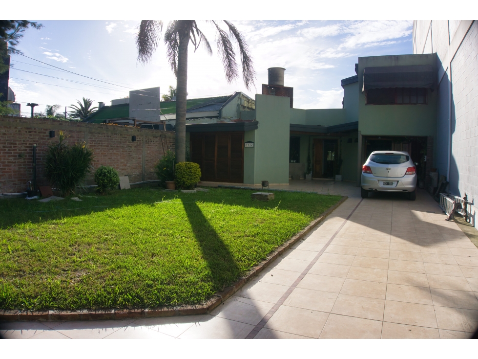 CASA EN VENTA, 2 DORMITORIOS, MANUEL B GONNET - 5