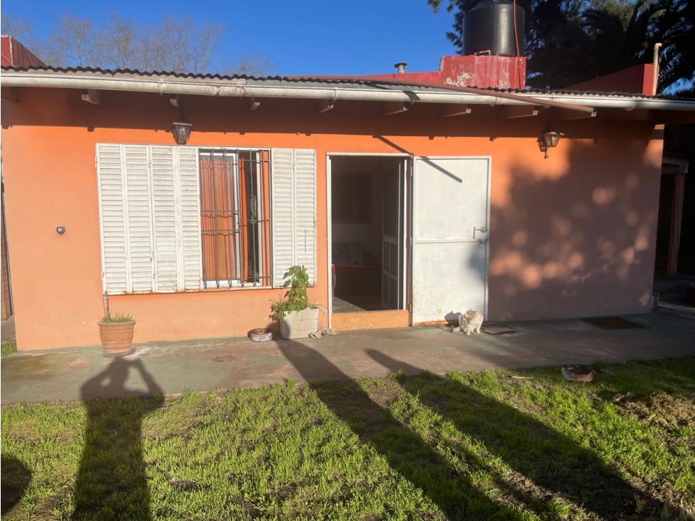 Casa con amplio lote en venta en Villa Elvira - 5