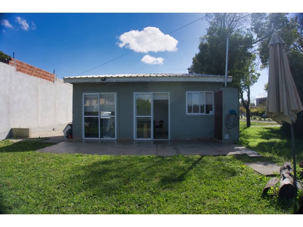 Casa de 1 Dormitorio en venta, Barrio semi-cerrado, los hornos - 1