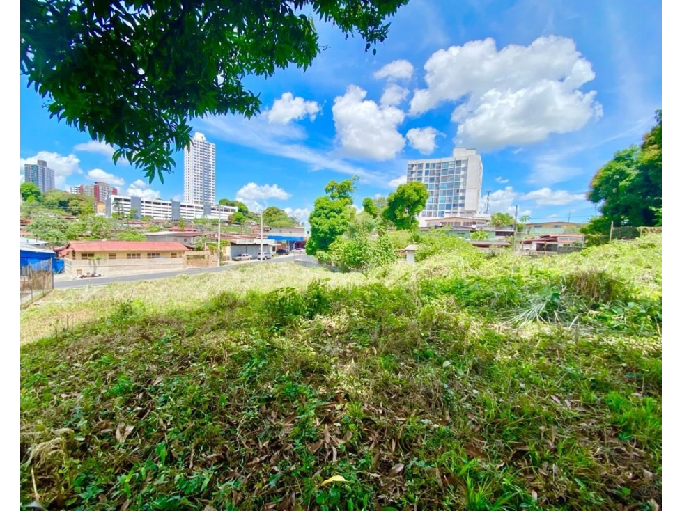 Se vende | 12 de Octubre | Terreno | $985,000 (AB) - 2