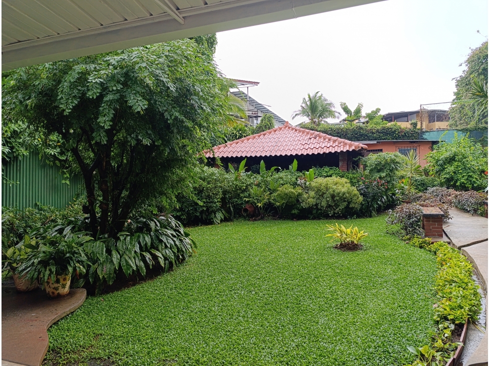 Casa en venta, El Carmen, Panamá | con piscina y local comercial | ES — foto 4