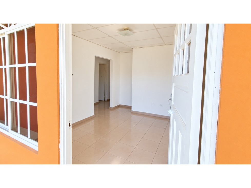 Casa en venta en Monagrillo, Chitré | Amplio terreno - ES - 2