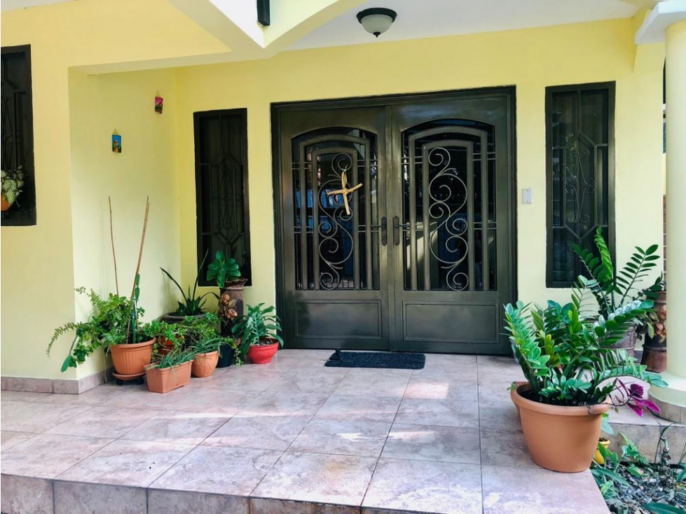 Casa en venta en Ancón, Panamá | 3 recámaras | amplia terraza |ES — foto 3
