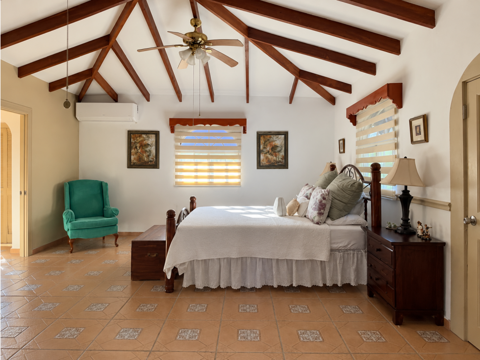 RESIDENCIA EN VENTA | CORONADO CLUB DE GOLF. MZ - 4