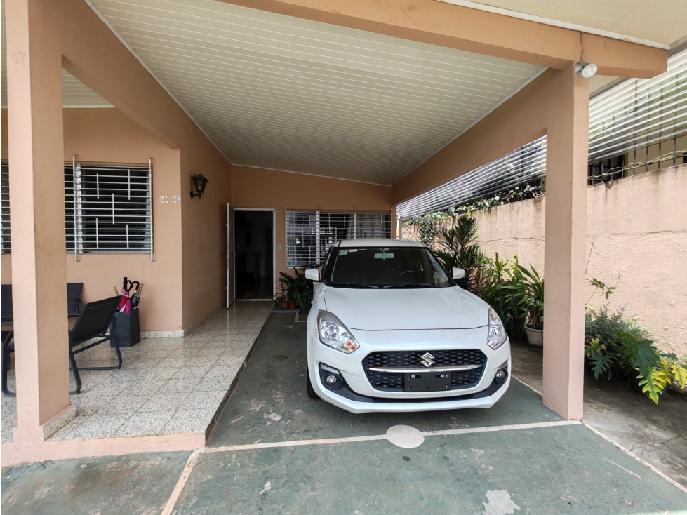 Vendo Casa Unifamiliar en Altos del Chase, Betania (AB) — foto 2