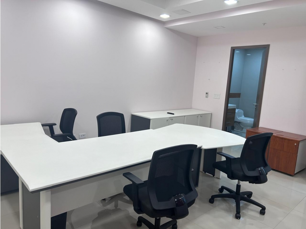 OFICINA AMOBLADA, ALQUILER O VENTA EN PAITILLA | 125.89 M² (MZ) - 2
