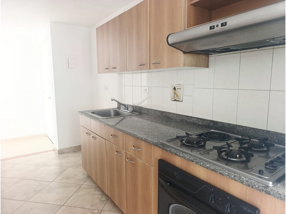 Apartamento en venta en Loma de los Bernal Medellín — foto 3