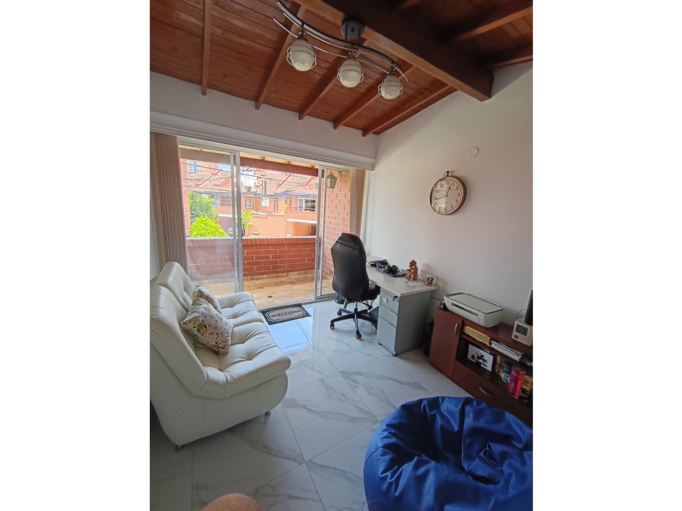 Casa para venta en la Mota Medellín — foto 2