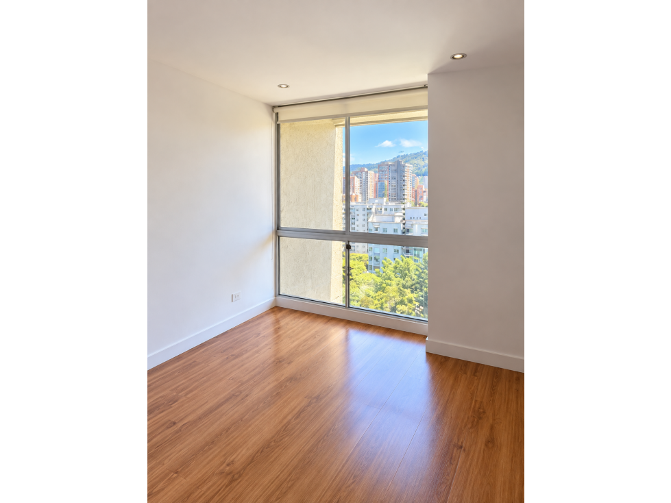 VENTA DE APARTAMENTO DÚPLEX EN PROVENZA | EL POBLADO — foto 4