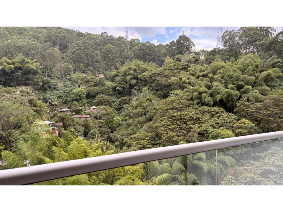 Apartamento en venta en loma del Indio Medellín — foto 2