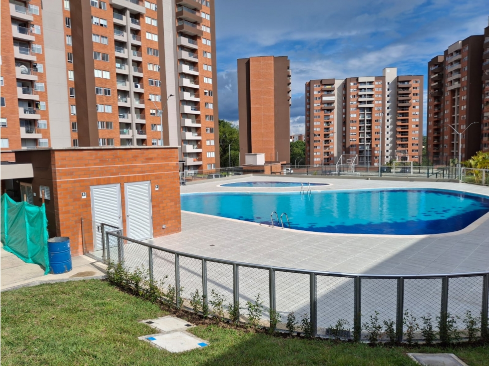 EN VENTA APARTAMENTO EN CERRITOS PEREIRA