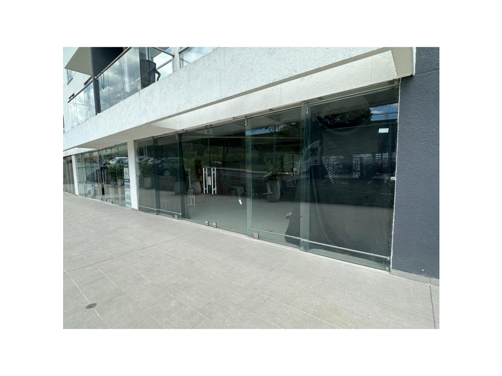 EN RENTA LOCAL COMERCIAL EN AVENIDA 30 DE AGOSTO PEREIRA
