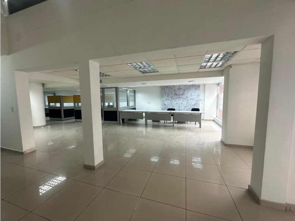 EN RENTA LOCAL CON OFICINAS EN EL CENTRO DE PEREIRA - 3