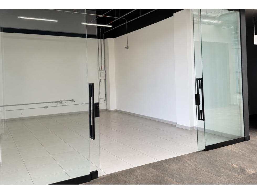 EN VENTA LOCAL COMERCIAL EN CONDINA PEREIRA - 1