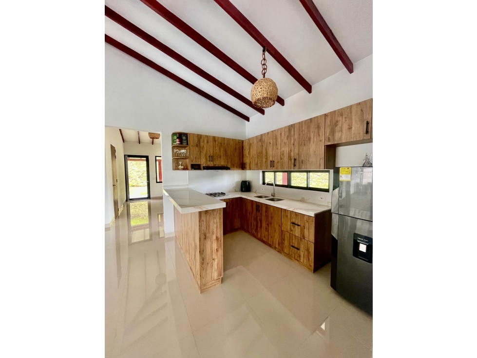 EN VENTA CASA CAMPESTRE EN EL LAGO CALIMA - 2